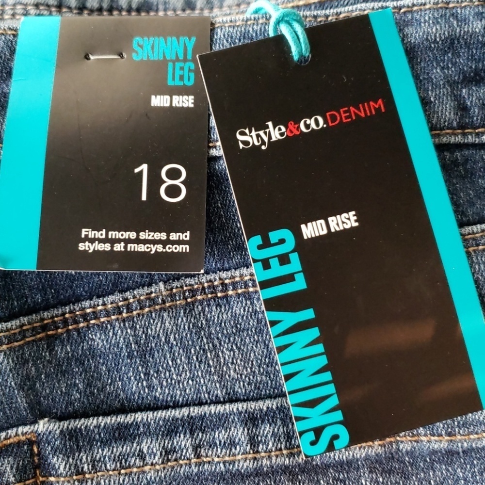 DESTRUCTED Skinny Jeans Women's Plus Size 18 STYLE & Co NWT - Picture 8 of 8